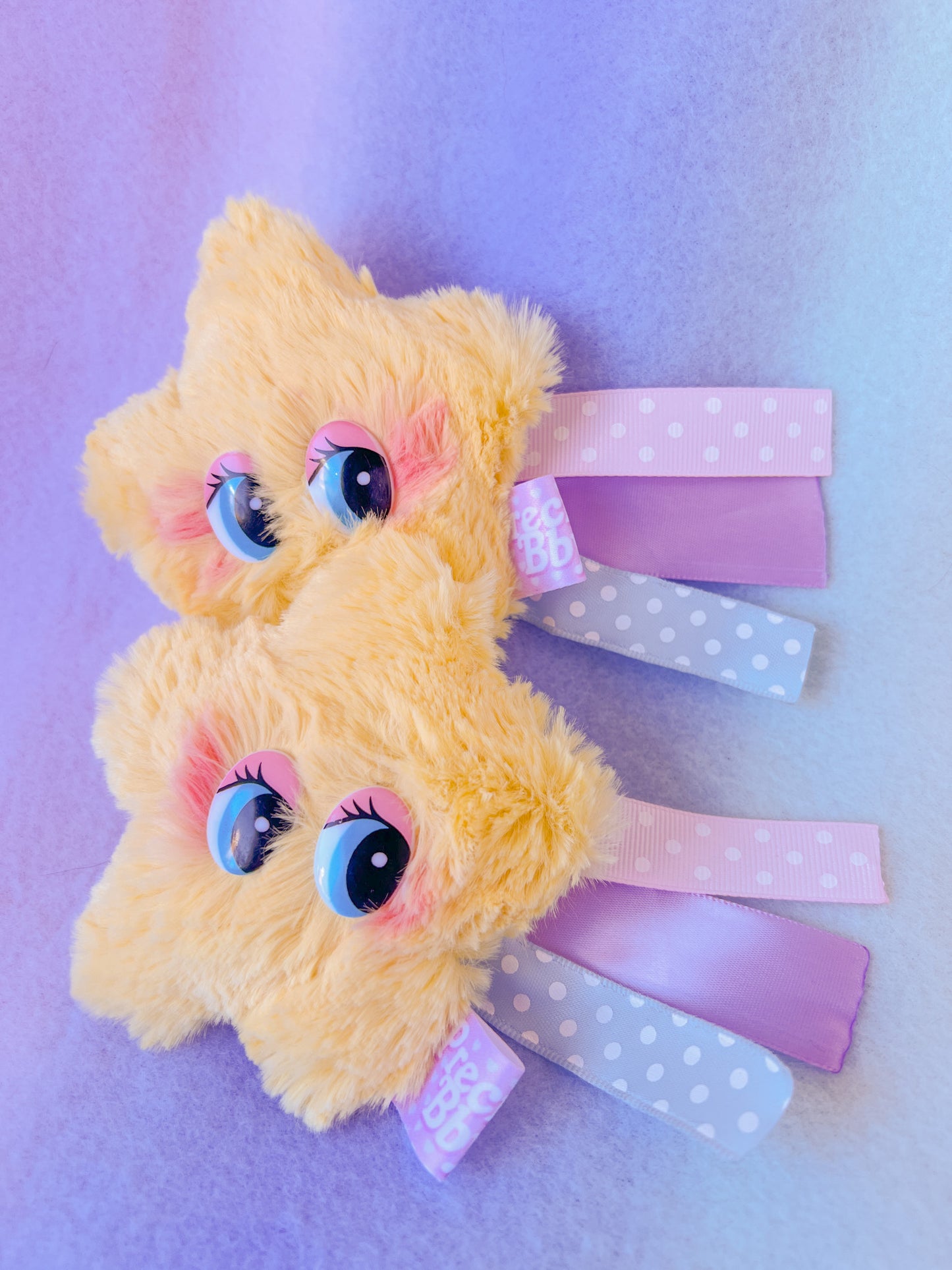 Sleepy Eyes Shooting Star Brooch Clips
