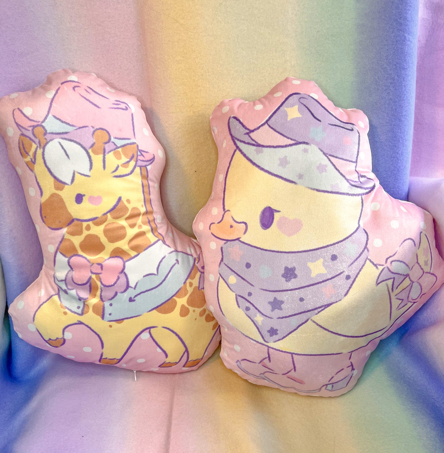 (Unstuffed) Sheriff Giraffe Throw Pillow