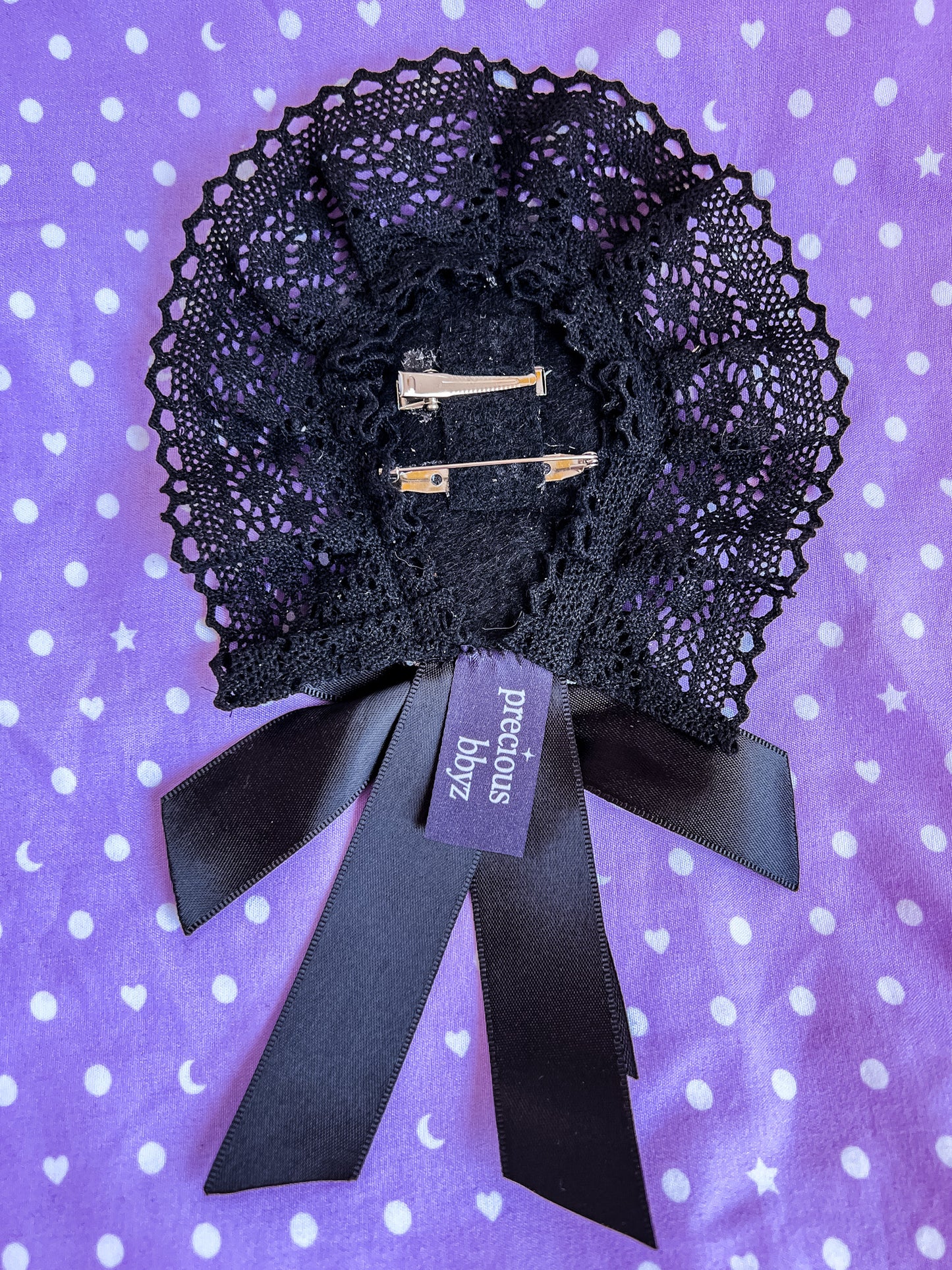 Rose Lattice Coffin Brocade Brooch